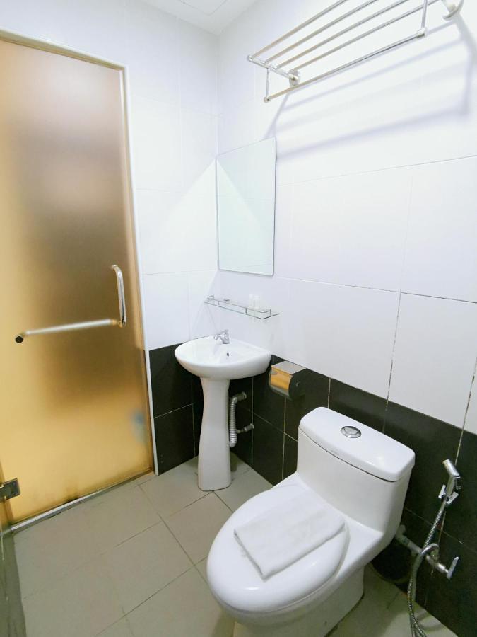 Hkf Hotel Kajang Bagian luar foto