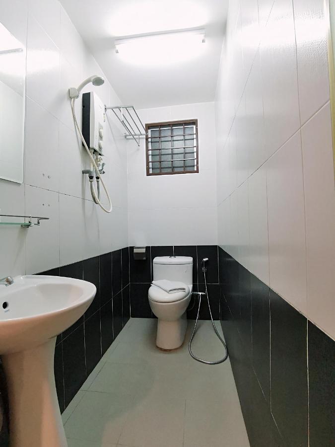 Hkf Hotel Kajang Bagian luar foto