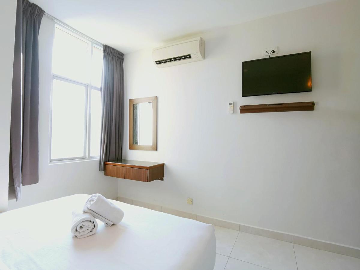 Hkf Hotel Kajang Bagian luar foto